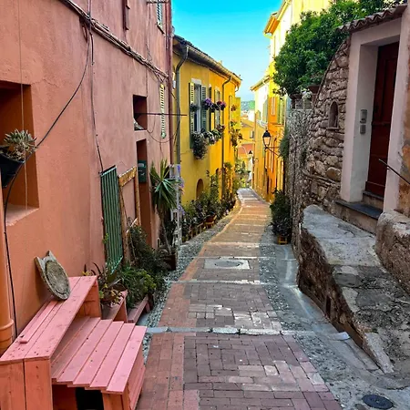 La Maison D'otis | Sea View In Old Town *